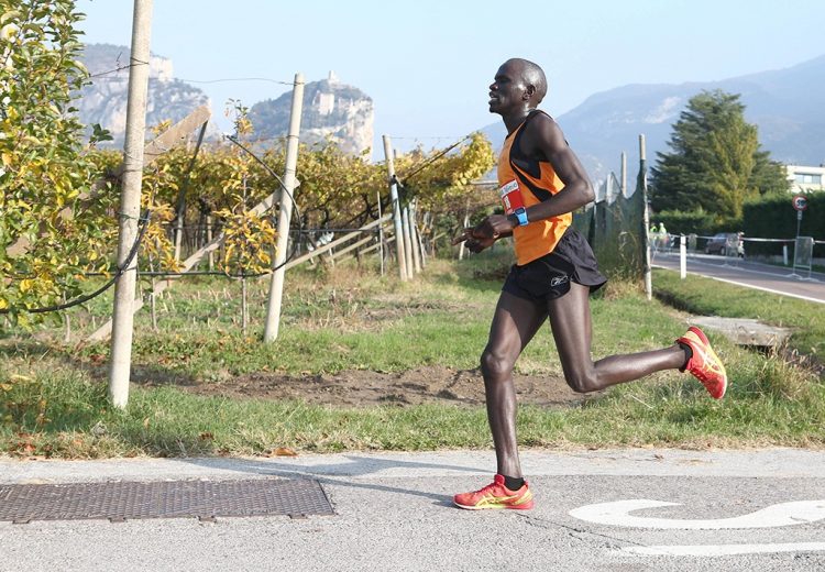 Ousman Jaiteh und Thea Heim starten beim Garda Trentino Halbmarathon