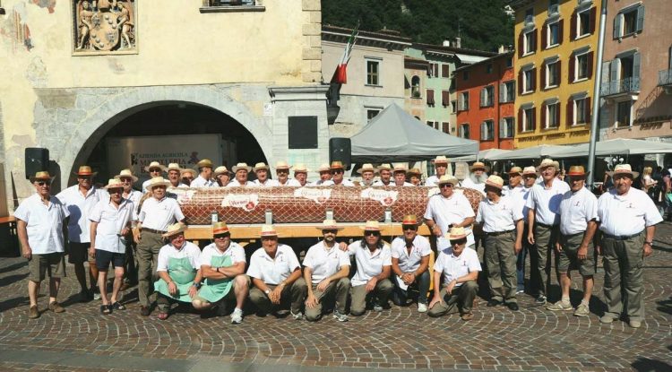 Riva del Garda: Pam, Bondola e Vim