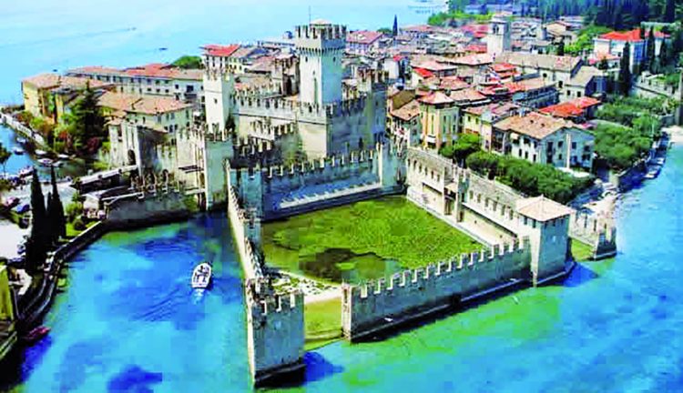 Schloss Sirmione mit verkürzter Öffnungszeit