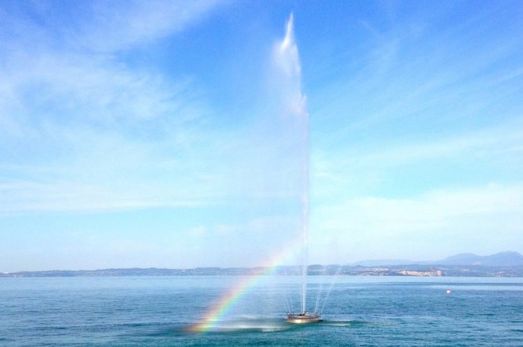 Bardolino: Der Fontana dei Marinai (Seemannsbrunnen) sprudelt wieder