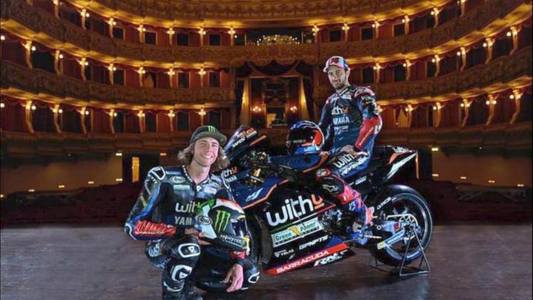Neue YZR-M1-Lackierung im Teatro Filarmonico in Verona enthüllt