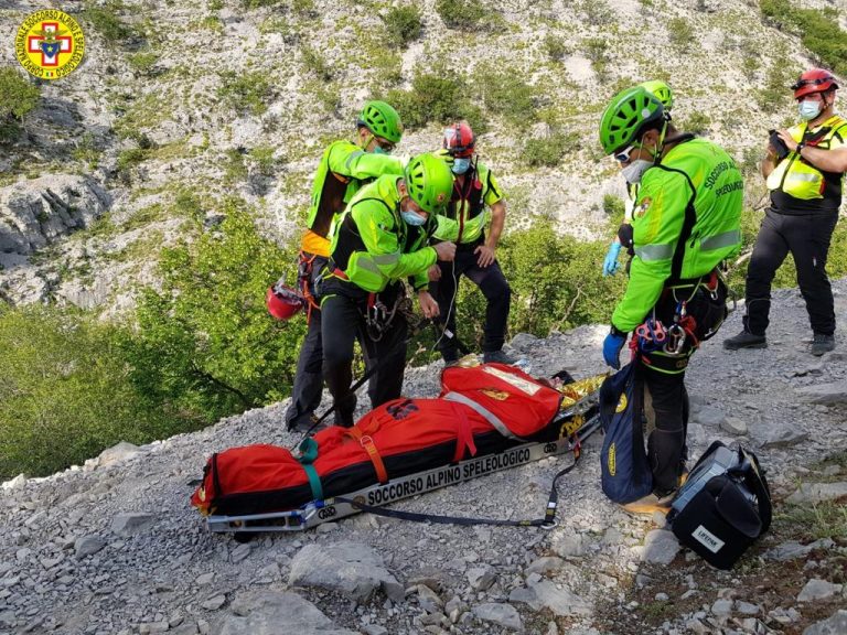 Costermano, die leblose Leiche eines deutschen Touristen gefunden