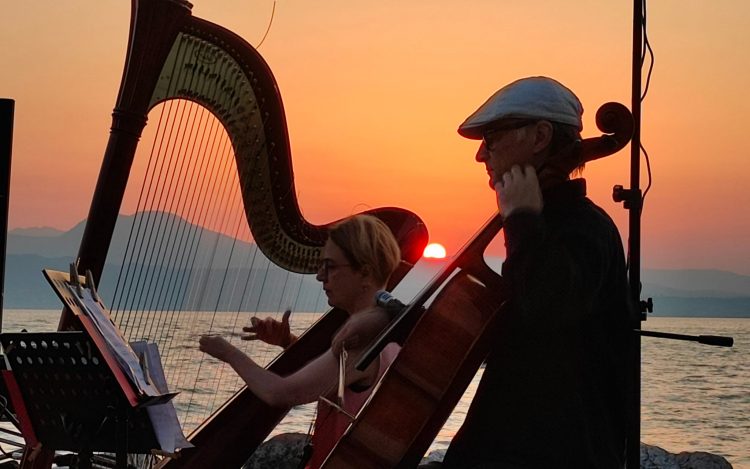 Sirmione: Konzert in der Morgendämmerung mit der Musik von Pink Floyd in klassischem Gewand