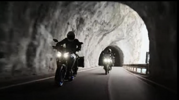 Strada della Forra, Ungewissheit über die Zukunft in Tremosine. Techniker bei der Arbeit