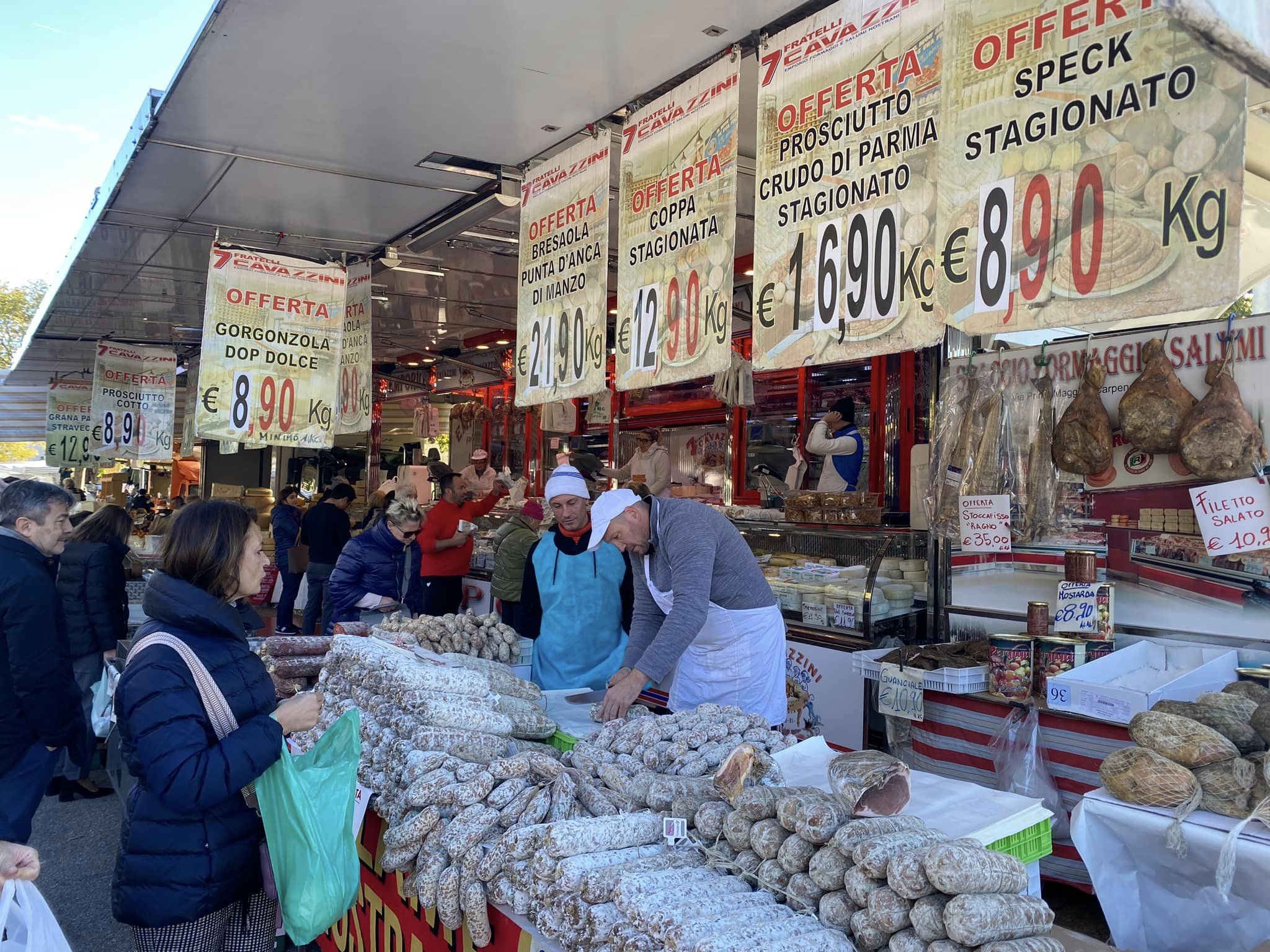 Salò: Der Wochenmarkt ist am Samstag, den 24. und Samstag, den 31. Dezember geöffnet