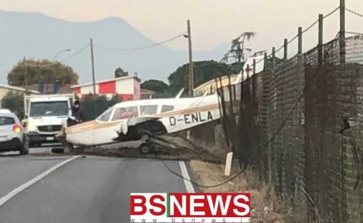 Garda, Beinahe-Tragödie: Ultraleichtflugzeug stürzt auf die Straße, Pilot unverletzt