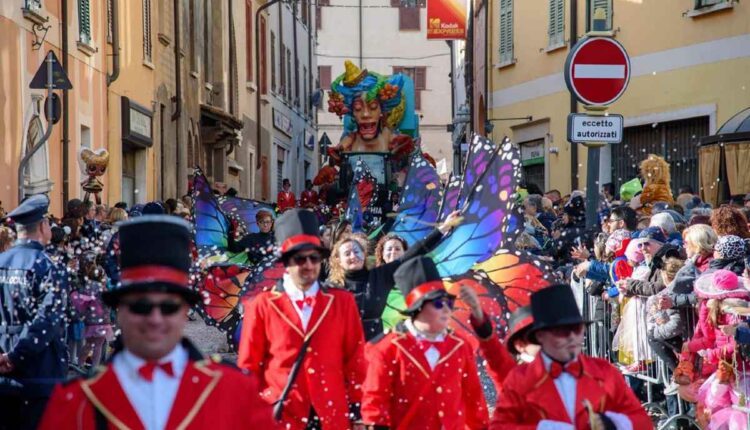 Acht Gemeinden organisieren den „größten Karneval Italiens“