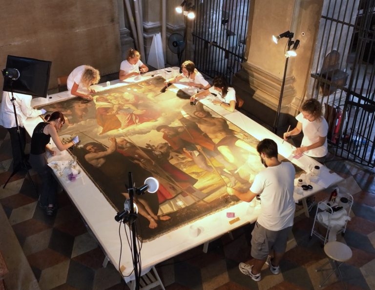 Zwei große Restaurierungsarbeiten in der Kirche von San Fermo in Verona enthüllt
