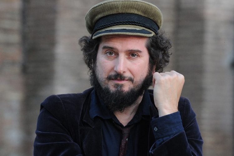 Am Samstag, den 27. Juli, kehrt Vinicio Capossela in Verona zurück