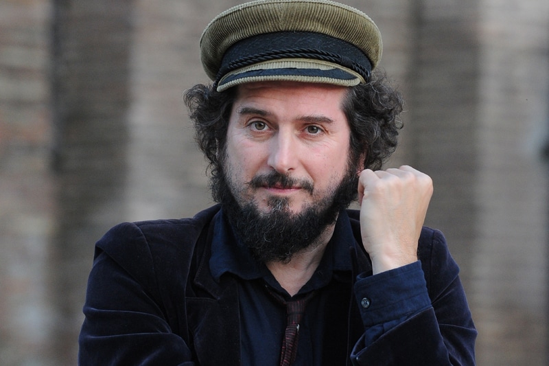 Am Samstag, den 27. Juli, kehrt Vinicio Capossela in Verona zurück