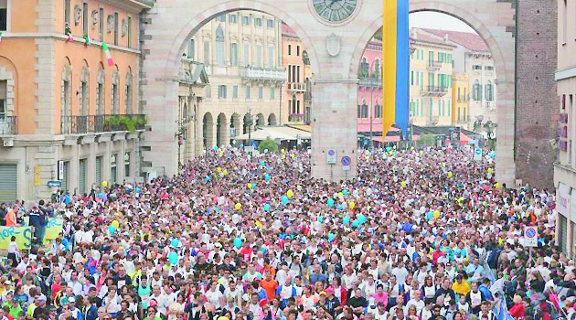 Der Straverona, ein Rennen durch die Straßen der Stadt, kehrt nach Verona zurück