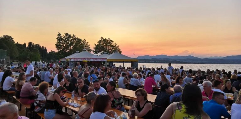 Rivoltella del Garda (Desenzano): Ab 1. August ist das Seefest wieder da