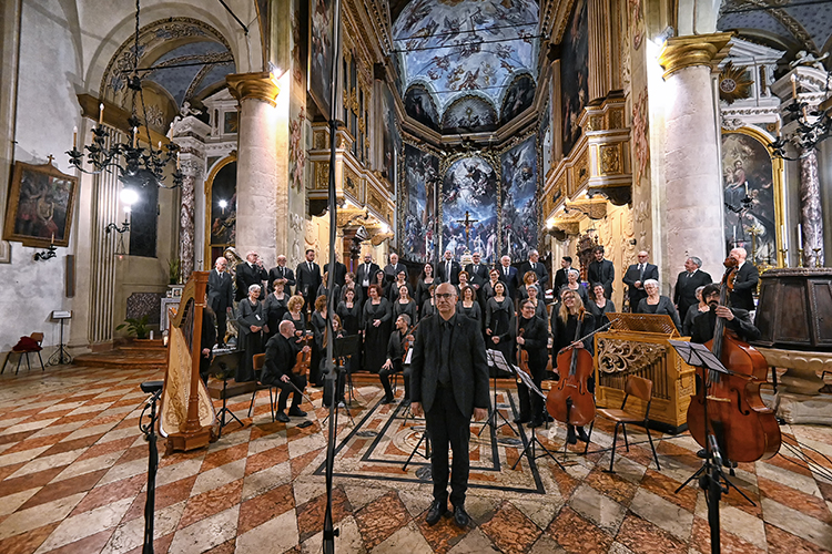 Weihnachtskonzert mit dem Chor Santa Cecilia in Manerba