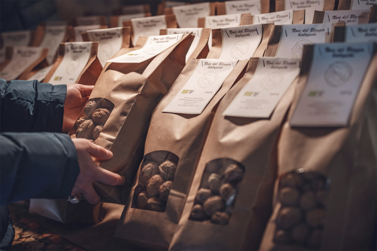 8. und 9. November: „Festa della Noce“ (Walnussfest) in Cavrasto