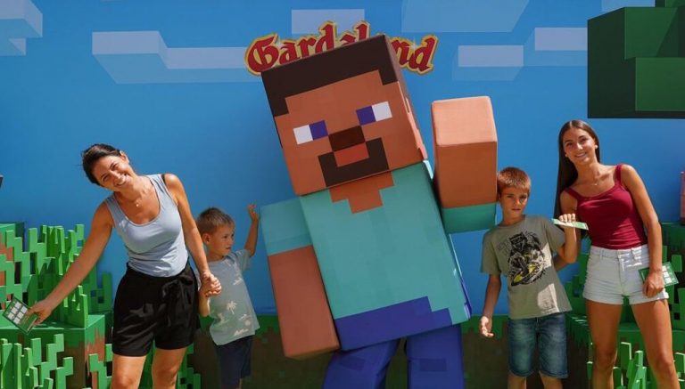 Bis 28. August in Castelnuovo: Minecraft live im Gardaland erleben