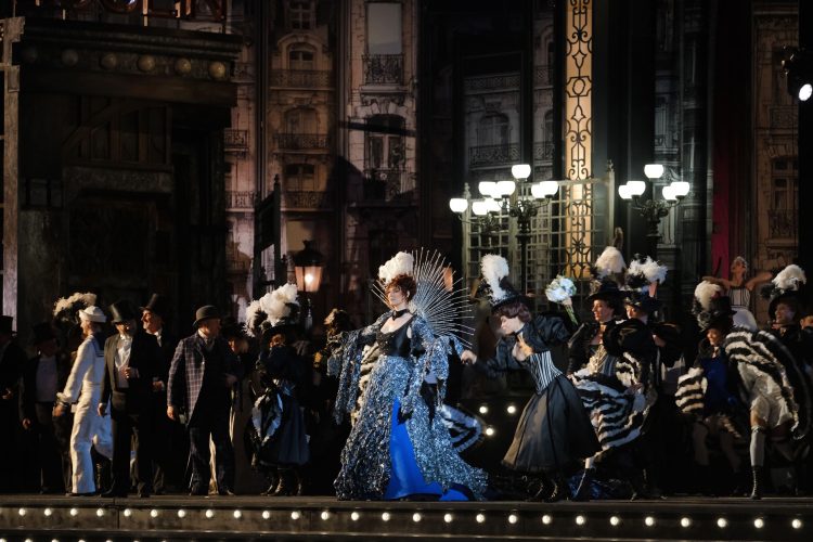ARD-Doku zeigt die neue „La Traviata“ hinter den Kulissen der Arena von Verona