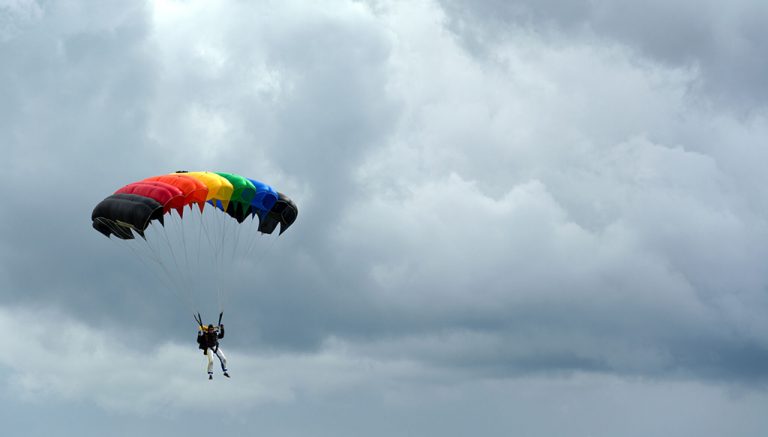 Paragliding-Unfall am Monte Baldo: 30-Jähriger schwer verletzt